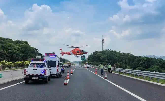 蒲县高速公路汽车救援案例